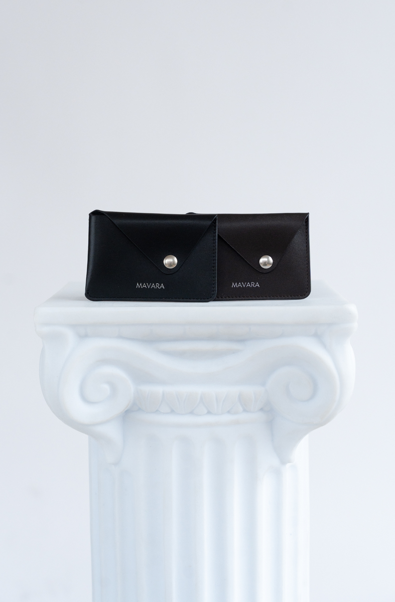 MEN'S BUTTON CLOUSURE