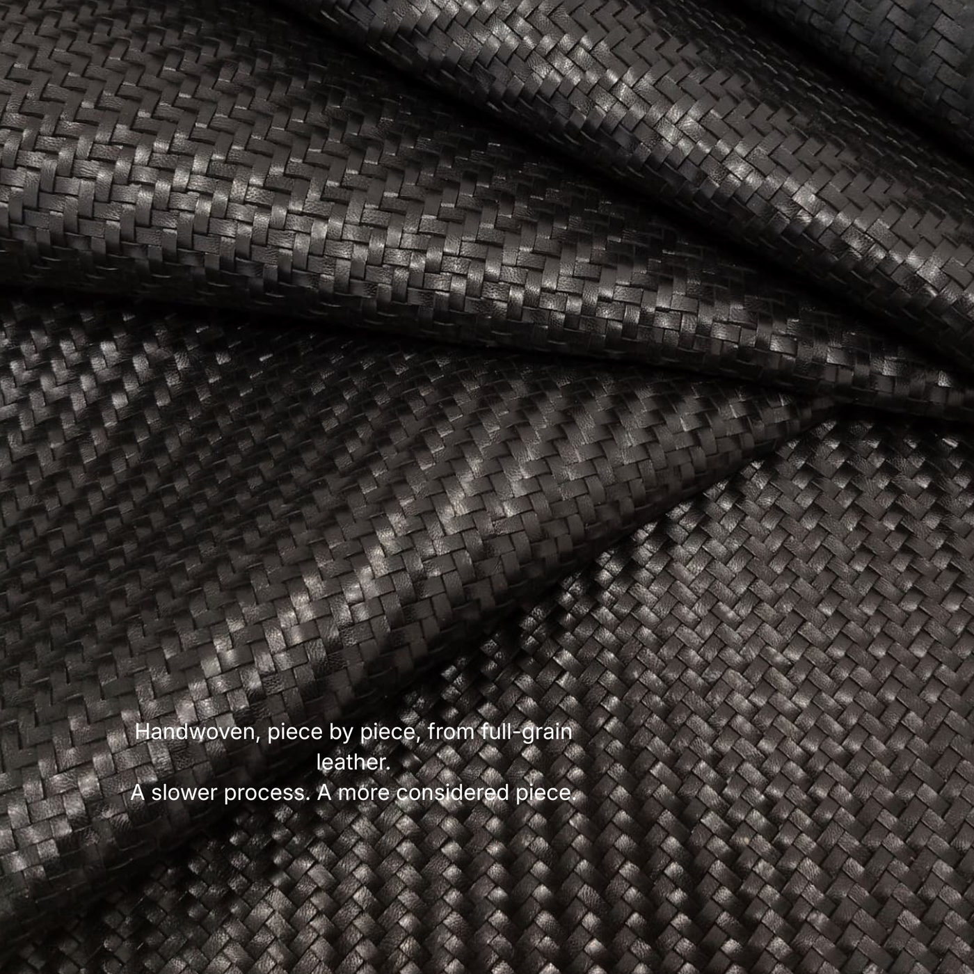 The Aura Bag Black leather detail