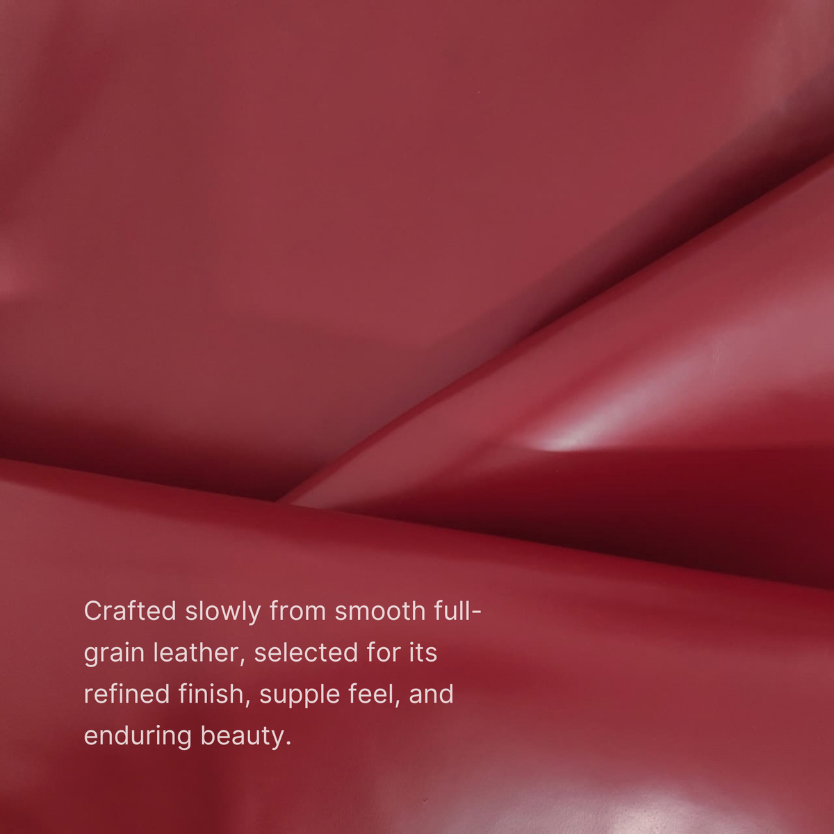 Nova Bag Burgundy leather detail