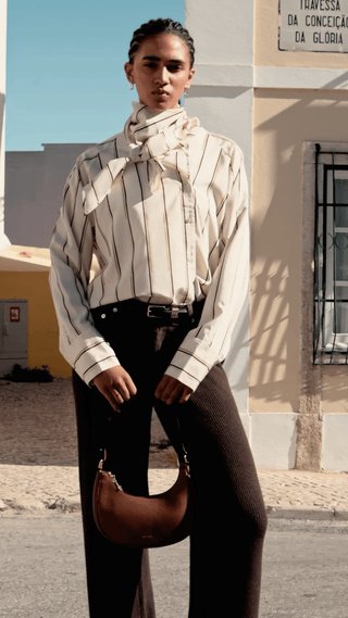 The Luna Bag Black (Large) editorial image 1